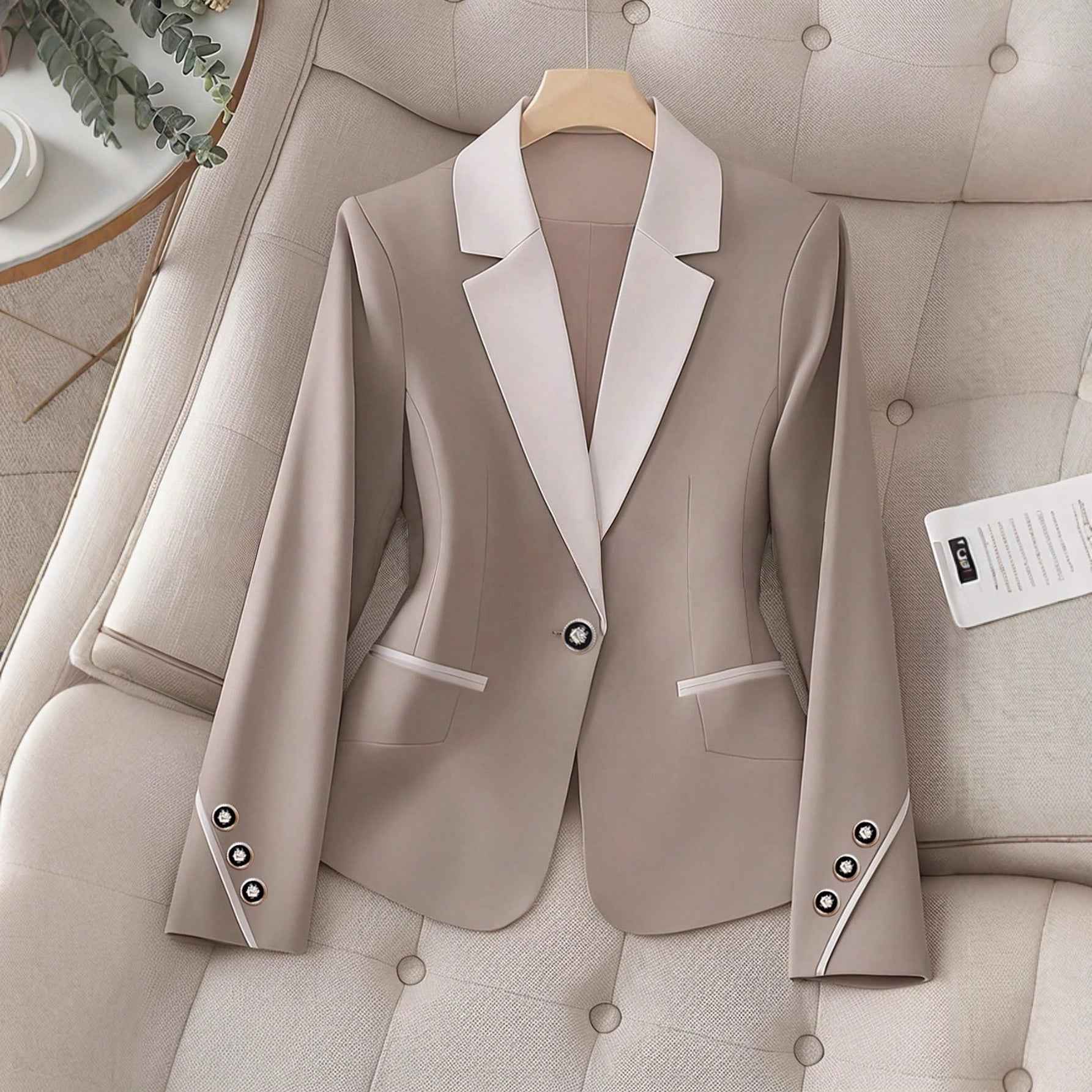 Professional Contrasting-Color Button Elegant Formal Blazer - ETAclothes.store