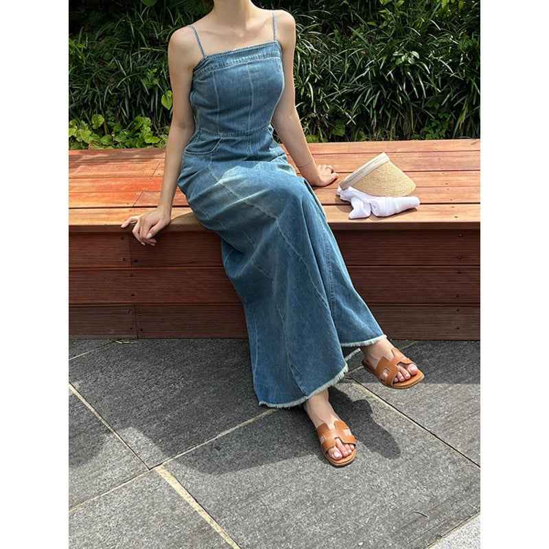 Elegant Figure-flattering Denim Slip Dress With A Side Slit - ETAclothes.store