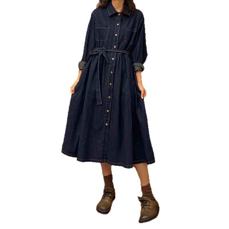 Fitted Figure-flattering Vintage-style Maxi Dress - ETAclothes.store